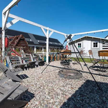 Awesome In With Sauna דירה